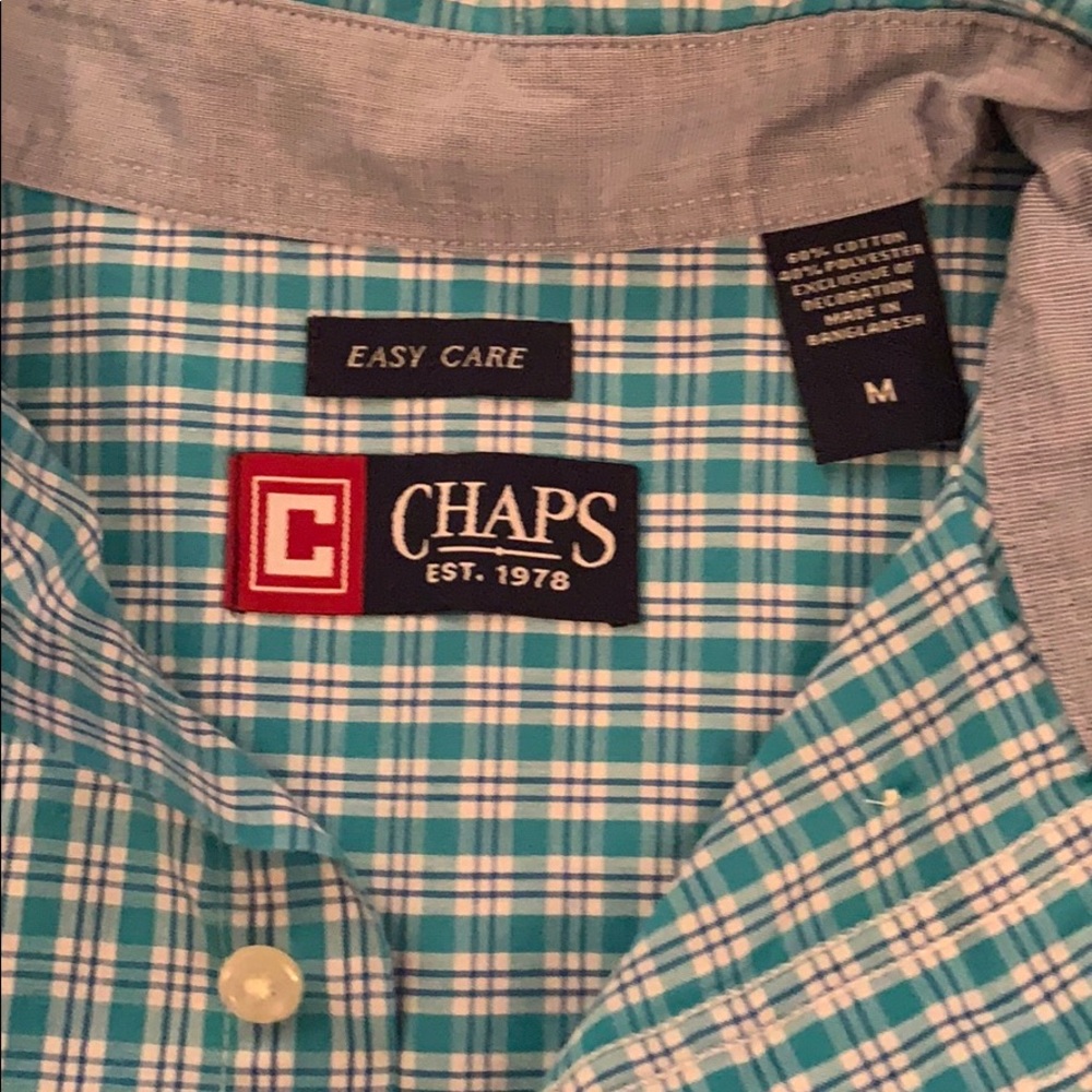 Short sleeve button up - Picture 2 of 2